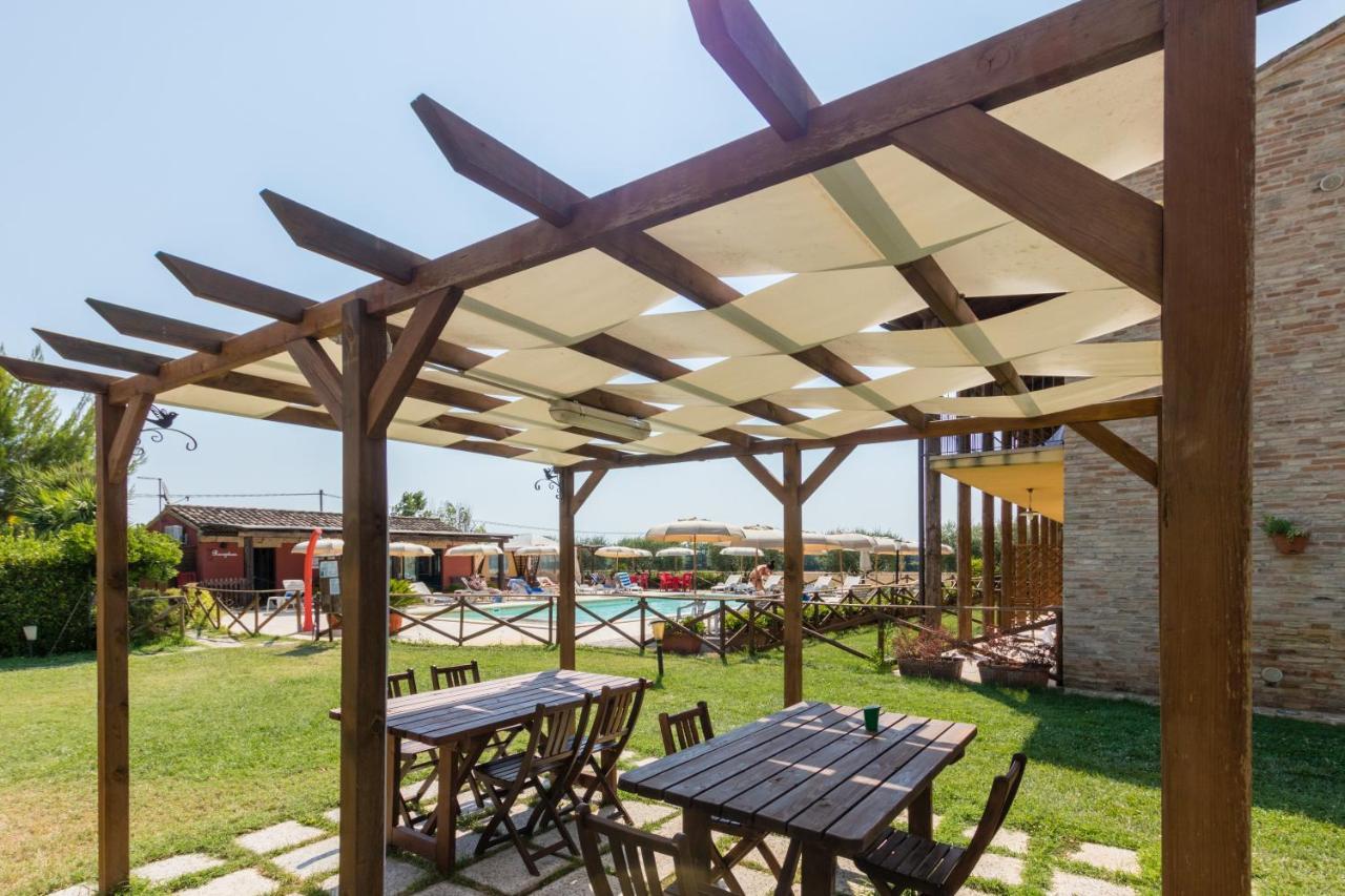 Casale Del Conero Aparthotel Porto Recanati Exterior photo